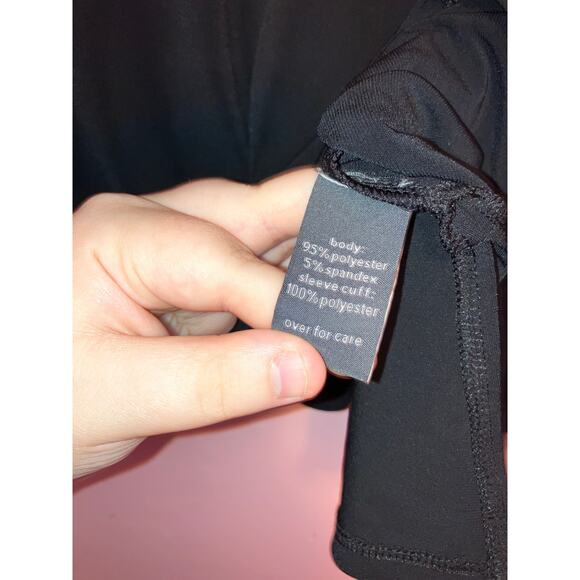 The limited black bell sleeve blouse size 1X - Picture 4 of 7